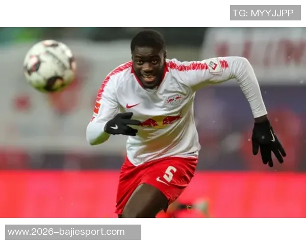 于帕梅卡诺坦言上半场表现欠佳并分析第二个失球的站位问题