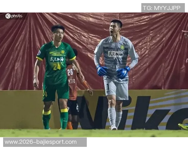 瀚森上半场遇挑战下半场展现冷静自信的适应之路