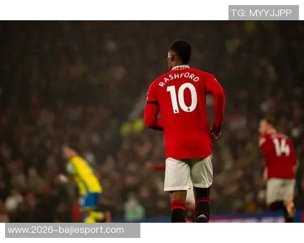 奥赖利英格兰队首秀精彩纷呈斯通斯亲自颁发纪念帽子致敬新星